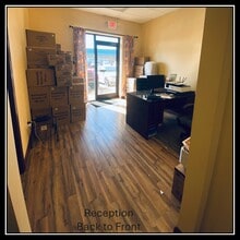 6132 Brookshire Blvd, Charlotte, NC à louer Photo intérieure– Image 2 sur 9