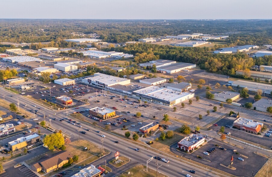 815-875 W Central Ave, Springboro, OH à louer - Photo de l’immeuble – Image 2 sur 2