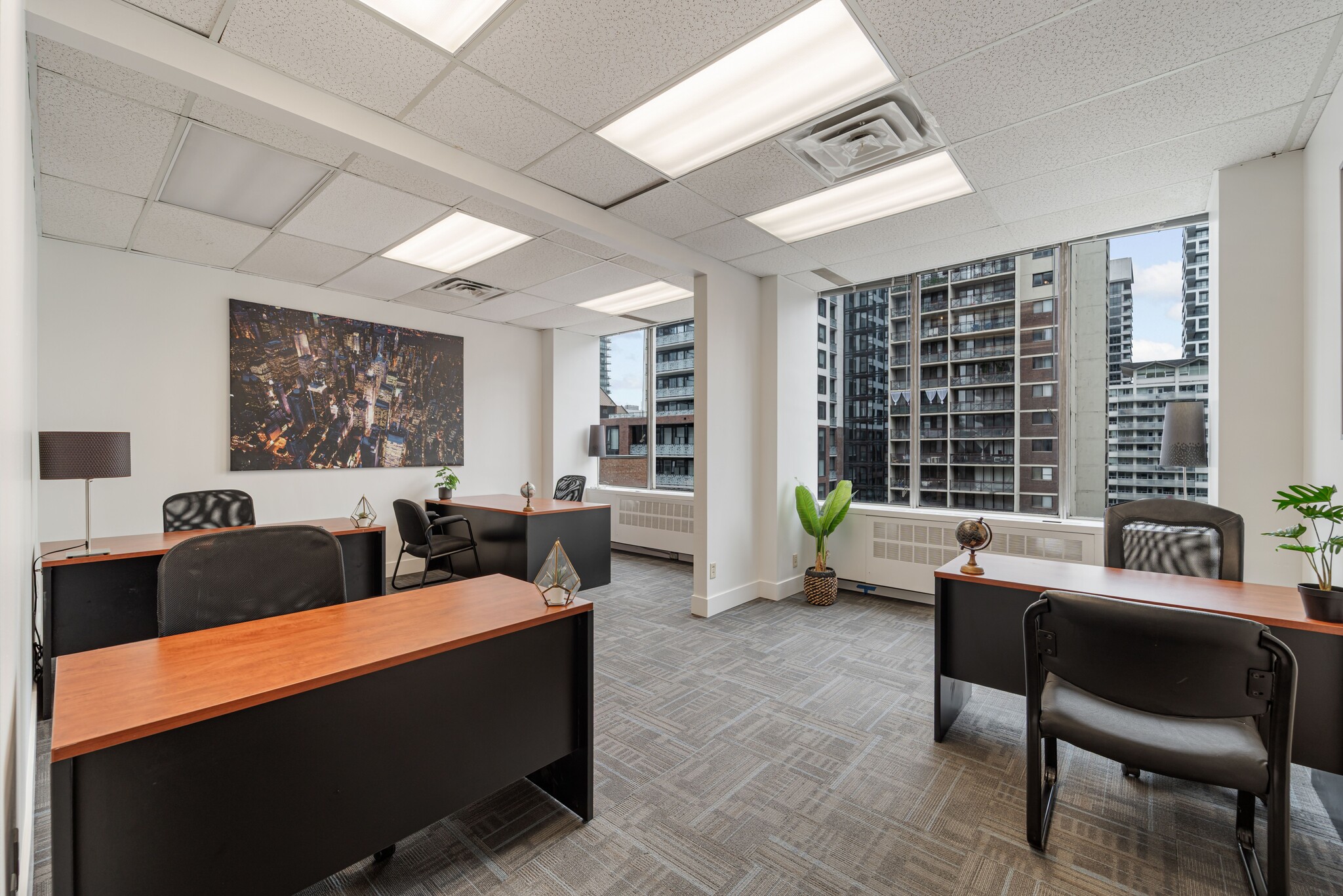 120 Eglinton Ave E, Toronto, ON à louer Photo intérieure– Image 1 sur 22