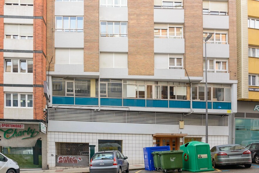 Immeuble residentiel dans Avilés, Asturias à vendre - Photo de l’immeuble – Image 1 sur 4