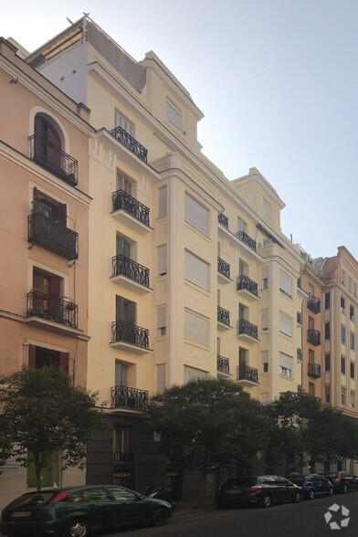 Calle De Juan De Austria, 22, Madrid, Madrid à vendre - Photo principale – Image 1 sur 2