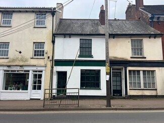 Plus de détails pour 50 High St, Crediton - Local commercial à louer