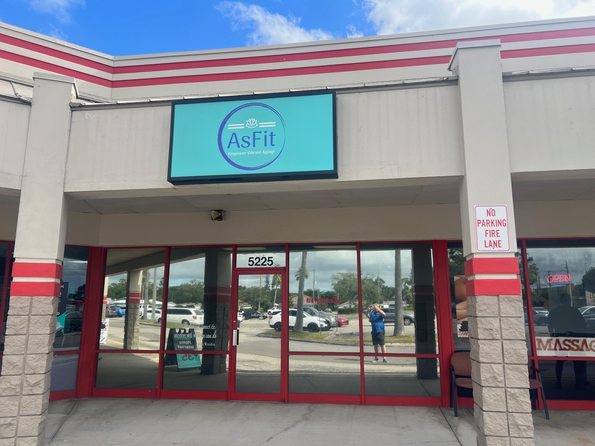 5261 33rd St E, Bradenton, FL à louer Photo intérieure– Image 1 sur 11