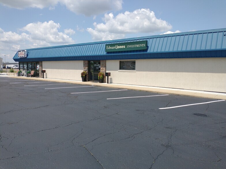 1521 Randolph Rd, Janesville, WI à louer - Photo de l’immeuble – Image 3 sur 9