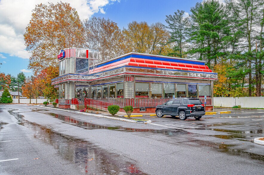 808 Blackwood Clementon Rd, Pine Hill, NJ à vendre - Photo de l’immeuble – Image 2 sur 18