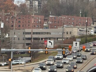 Plus de détails pour 1665 Washington Rd, Pittsburgh, PA - Local commercial à louer