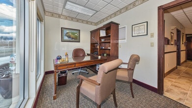 142 Rte 23 N, Pompton Plains, NJ à louer Photo intérieure– Image 2 sur 11