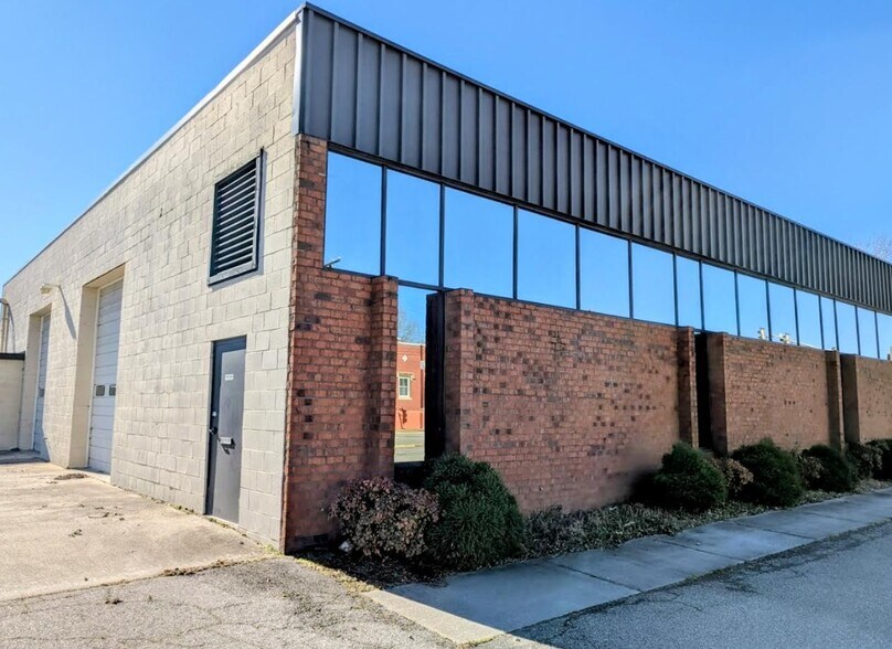 500 W City Point Rd, Hopewell, VA à vendre - Photo de l’immeuble – Image 2 sur 9
