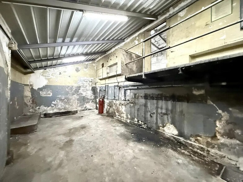 Local commercial dans Gournay-sur-Marne à vendre - Photo de l’immeuble – Image 3 sur 6