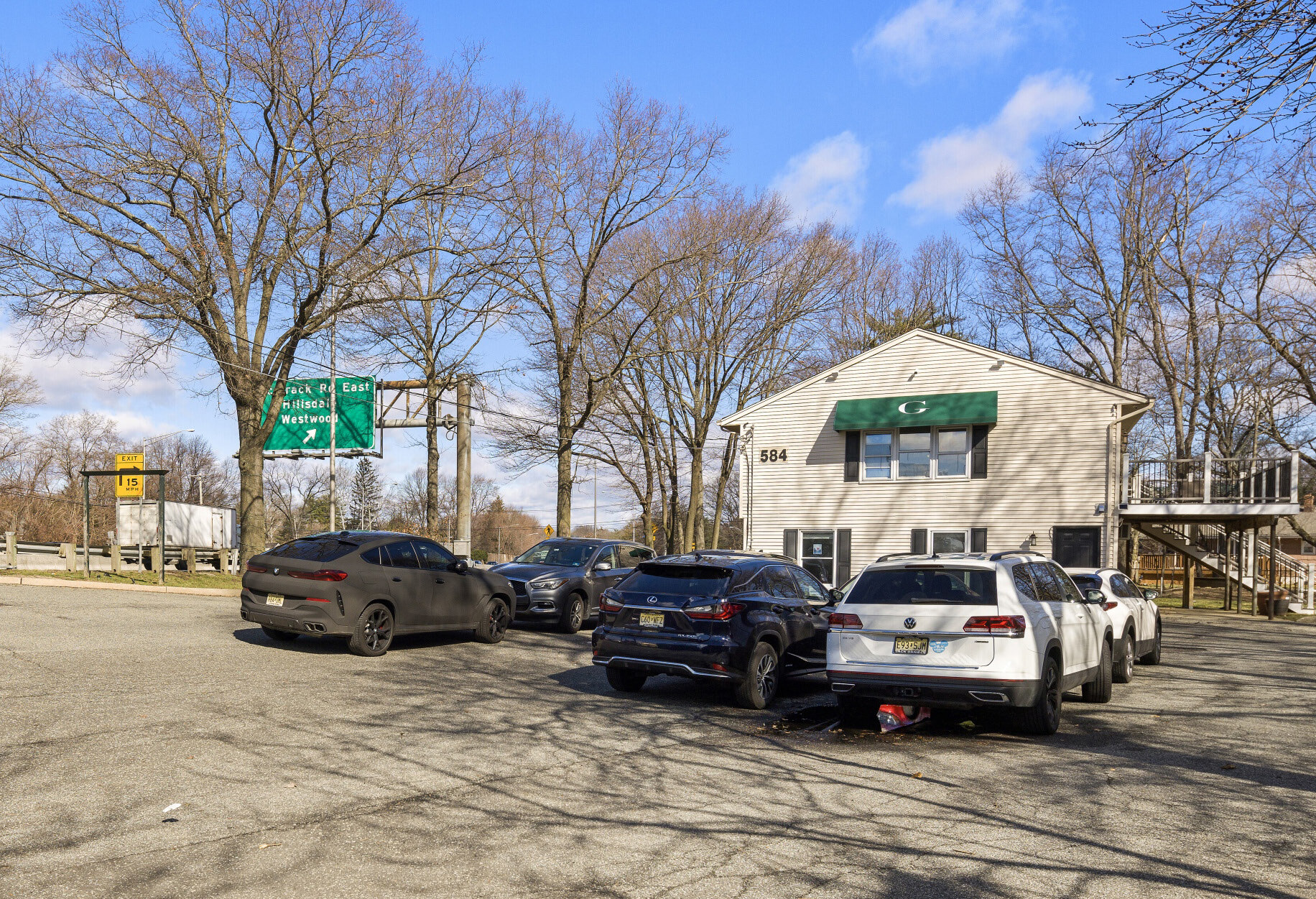 584 State Rt 17, Ridgewood, NJ à louer Photo de l’immeuble– Image 1 sur 20