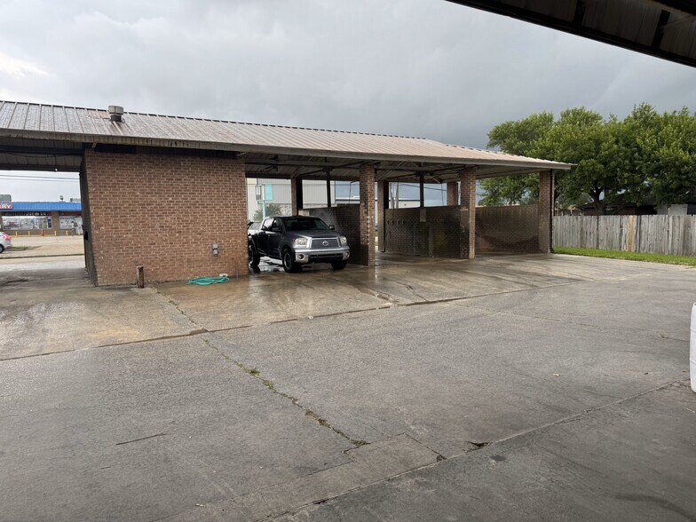 901 W Pasadena Blvd, Deer Park, TX à vendre - Photo de l’immeuble – Image 2 sur 7