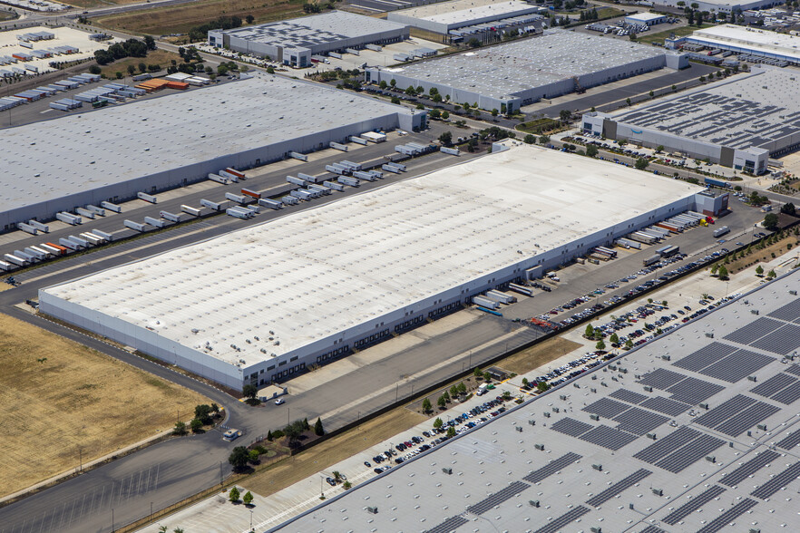 4647 Logistics Dr, Stockton, CA à louer - Aérien – Image 1 sur 31