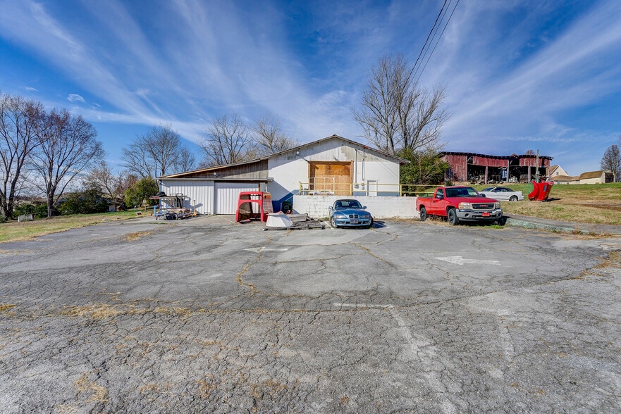 127 Cherry St, Johnson City, TN à vendre - Photo principale – Image 1 sur 45