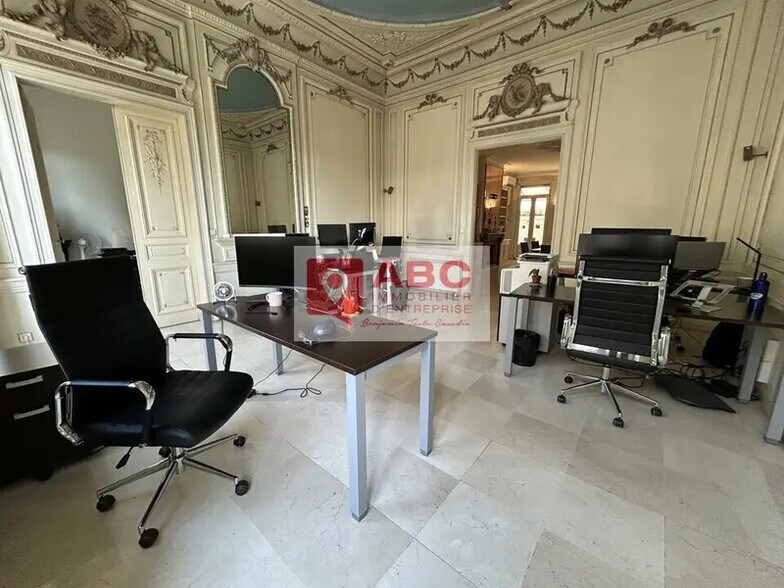 Bureau dans Montpellier à louer - Photo de l’immeuble – Image 1 sur 9