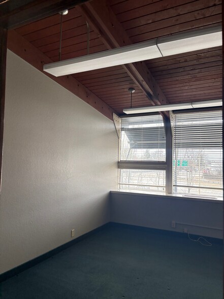4021 Vernon Ave, Minneapolis, MN à louer - Photo de l’immeuble – Image 3 sur 9