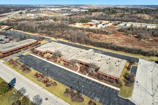 Plus de détails pour 11950 W Lake Park Dr, Milwaukee, WI - Bureau à vendre