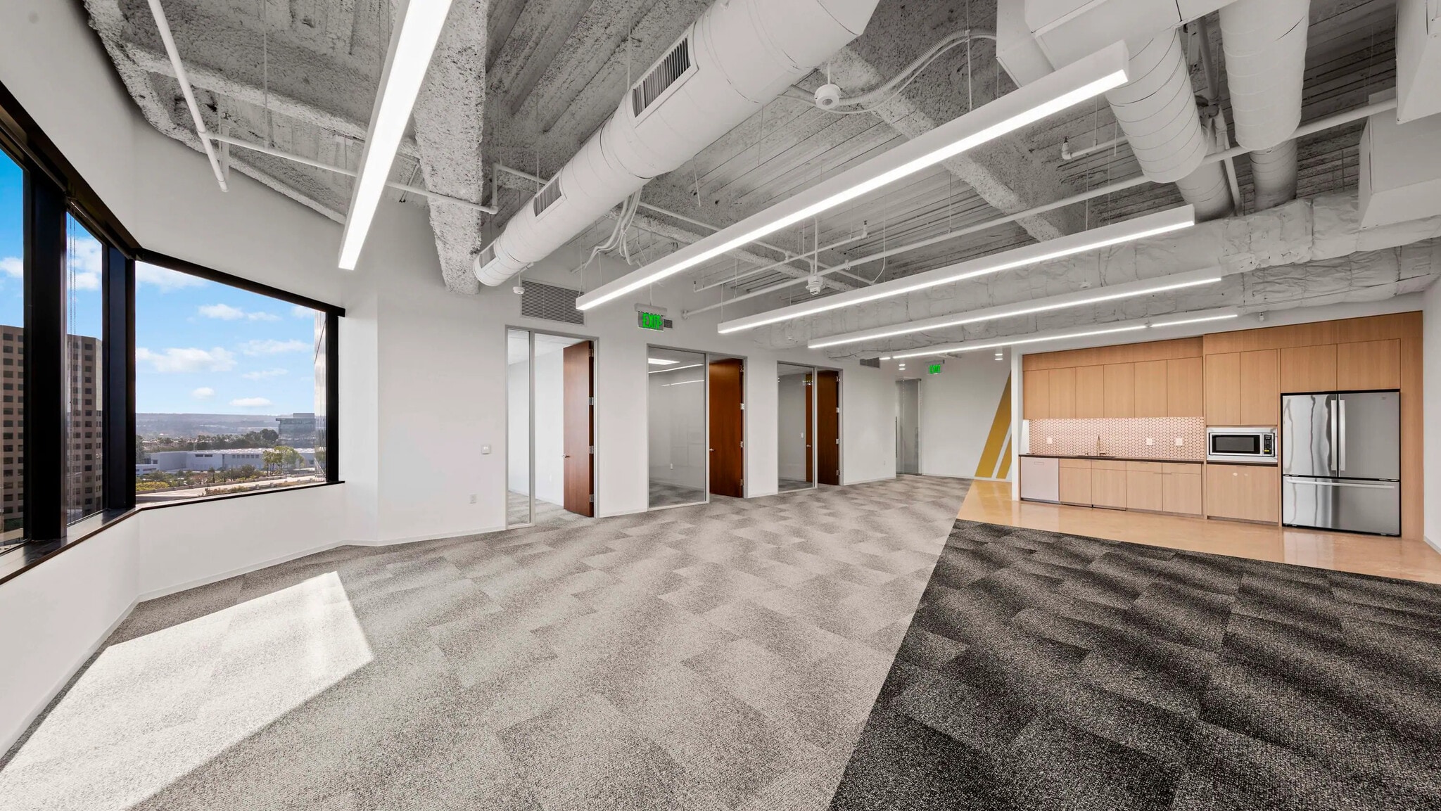 18100 Von Karman Ave, Irvine, CA à louer Photo intérieure– Image 1 sur 7