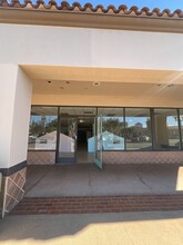 5533-5549 Philadelphia St, Chino, CA à louer Photo de l’immeuble– Image 1 sur 9