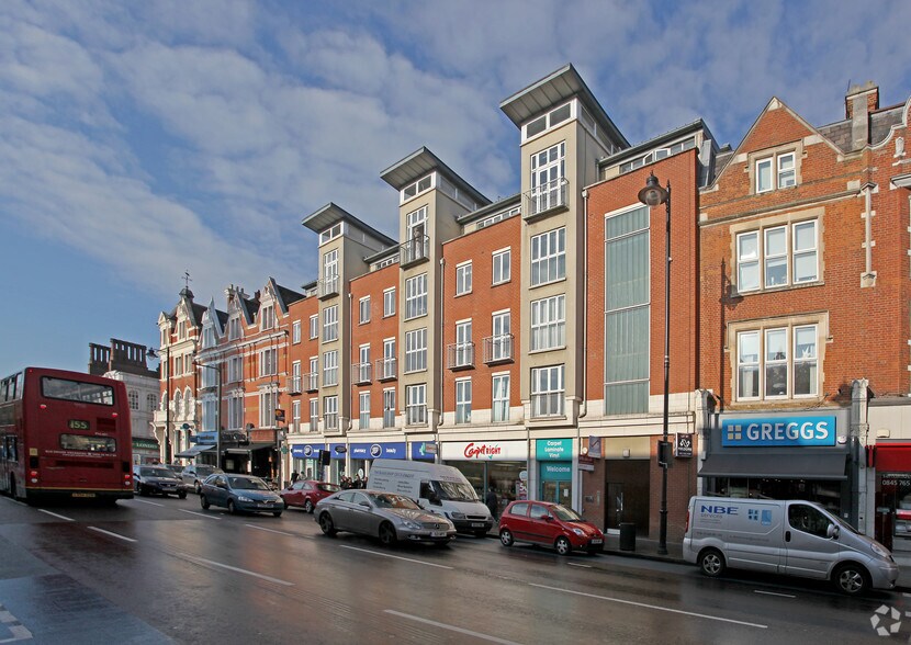 168-180 Clapham High St, Londres à vendre - Photo de l’immeuble – Image 2 sur 2