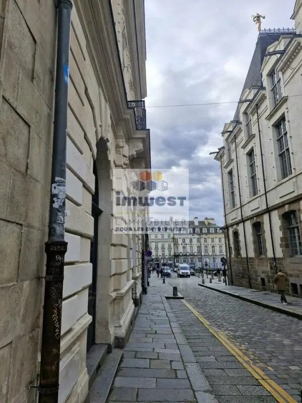 Bureau dans Rennes à vendre Photo de l’immeuble– Image 1 sur 4
