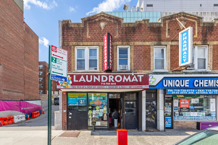 25-26 30th Ave, Astoria, NY à vendre - Photo de l’immeuble – Image 1 sur 4