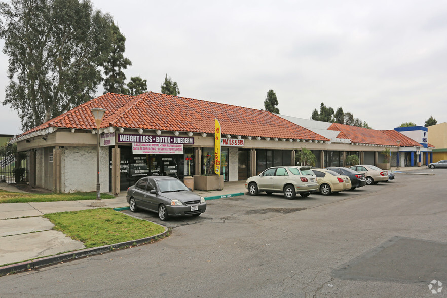 1631 E Highland Ave, San Bernardino, CA à vendre - Photo de l’immeuble – Image 3 sur 10