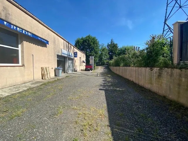 Local commercial dans Auzeville-Tolosane à vendre - Photo de l’immeuble – Image 2 sur 4