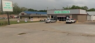 Plus de détails pour 2702 N Main St, Liberty, TX - Local commercial à vendre
