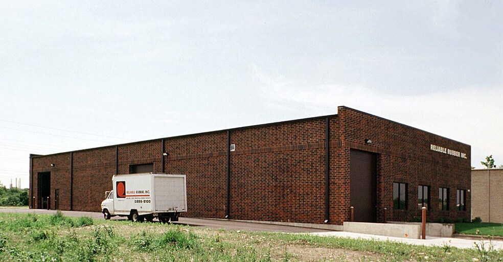 805 Forestwood Dr, Romeoville, IL à louer - Autre – Image 2 sur 13