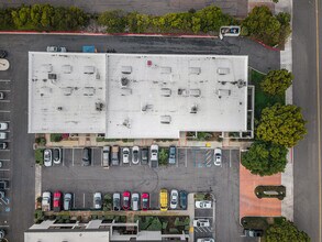 5731 Palmer Way, Carlsbad, CA - Vue aérienne  vue de carte - Image1