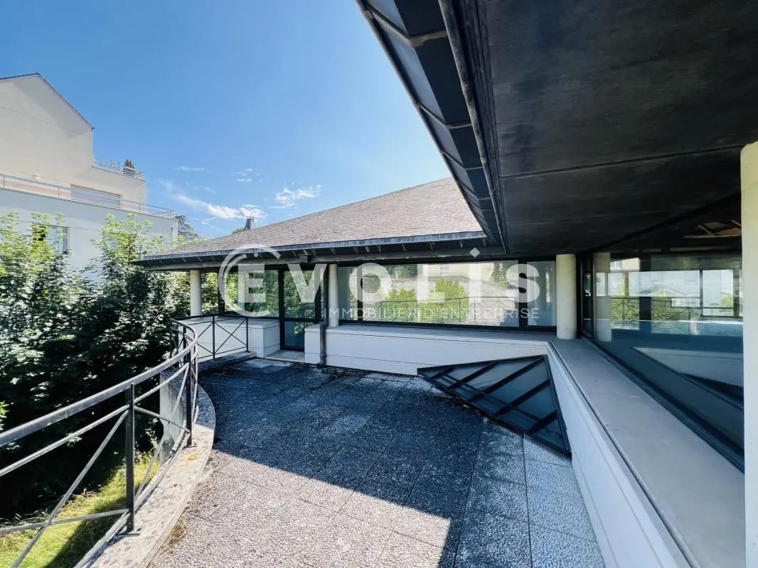 Bureau dans Lagny-sur-Marne à louer Photo de l’immeuble– Image 1 sur 18