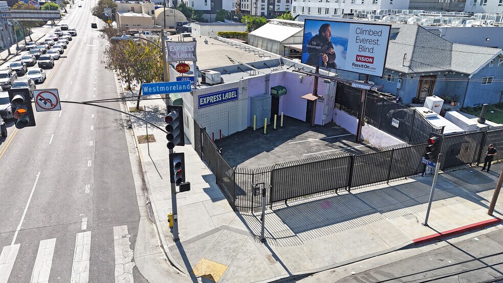 3651 Beverly Blvd, Los Angeles, CA à louer - Photo de l’immeuble – Image 3 sur 31