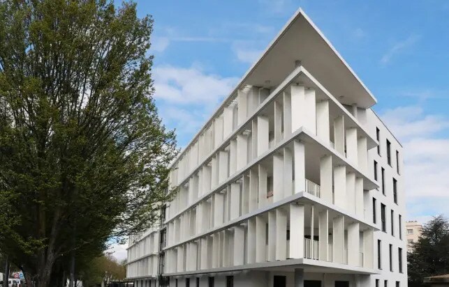 Bureau dans Saint-Étienne à vendre Photo de l’immeuble– Image 1 sur 8
