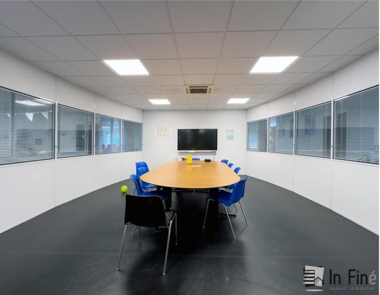 Bureau dans Strasbourg à vendre - Photo intérieure – Image 2 sur 21