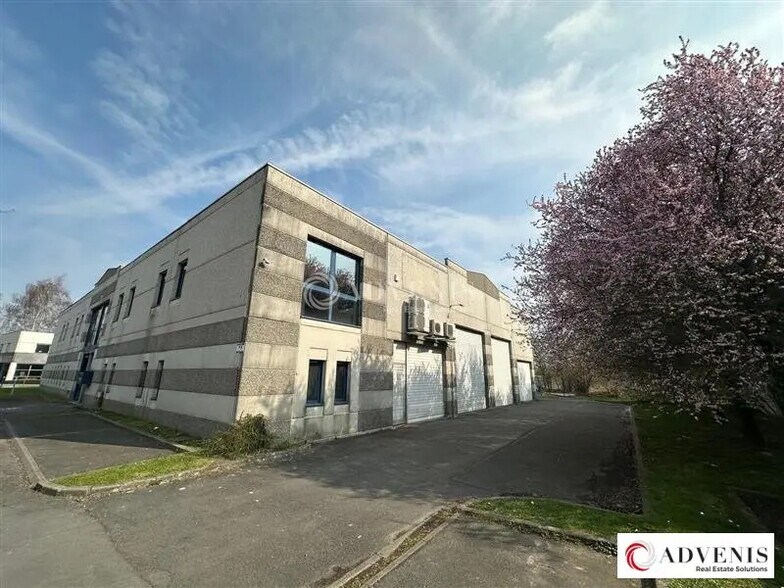 Industriel/Logistique dans VILLENEUVE-D'ASCQ à louer - Photo de l’immeuble – Image 1 sur 2