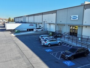 860 Bergin Way, Sparks, NV à louer Photo intérieure– Image 2 sur 6