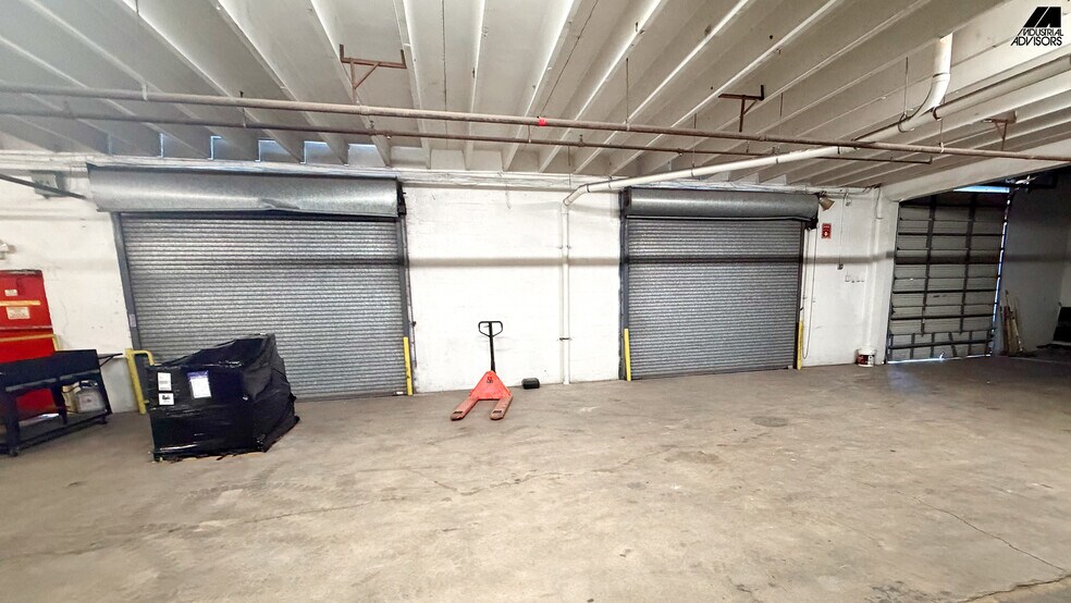 160 Ali Baba Ave, Opa-locka, FL à louer - Photo de l’immeuble – Image 3 sur 4