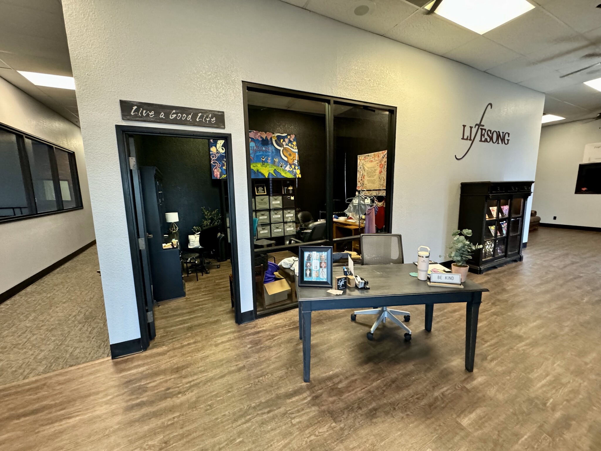 3105-3115 E Ira E Woods Ave, Grapevine, TX à louer Photo intérieure– Image 1 sur 12