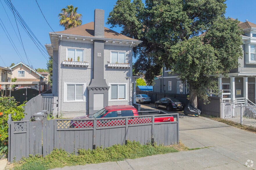1832 Fruitvale Ave, Oakland, CA à vendre - Photo de l’immeuble – Image 2 sur 10