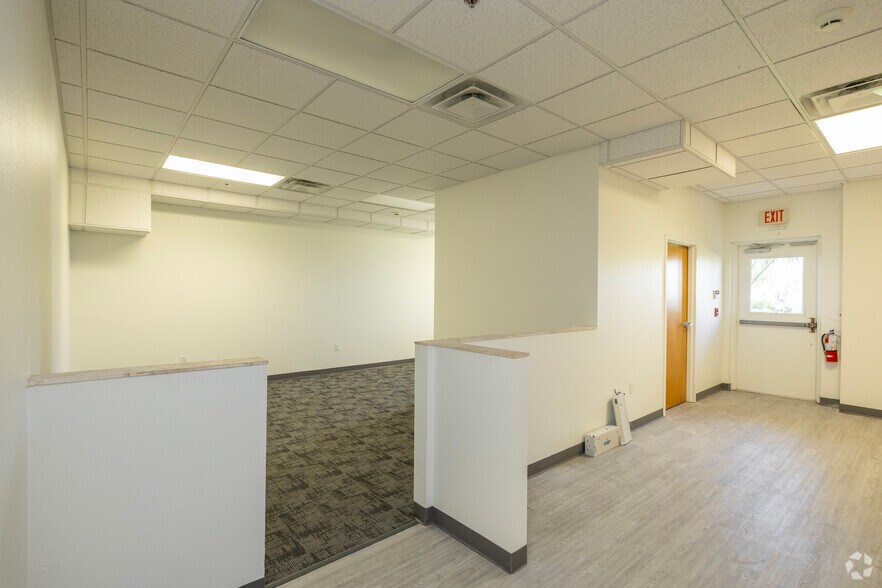 1701 Biotech Way, Sarasota, FL à louer - Photo intérieure – Image 3 sur 30