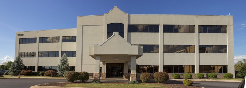 2002 Brookside Dr, Kingsport, TN à louer - Photo de l’immeuble – Image 3 sur 3