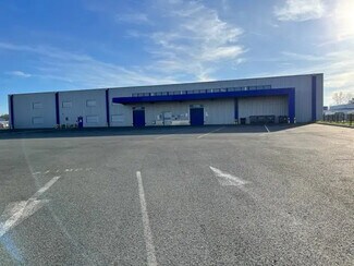 Plus de détails pour 31 Rue Evariste Galois, Albi - Industriel/Logistique à louer