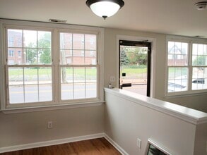 209 Bridgeboro St, Riverside, NJ à louer Photo intérieure– Image 2 sur 8