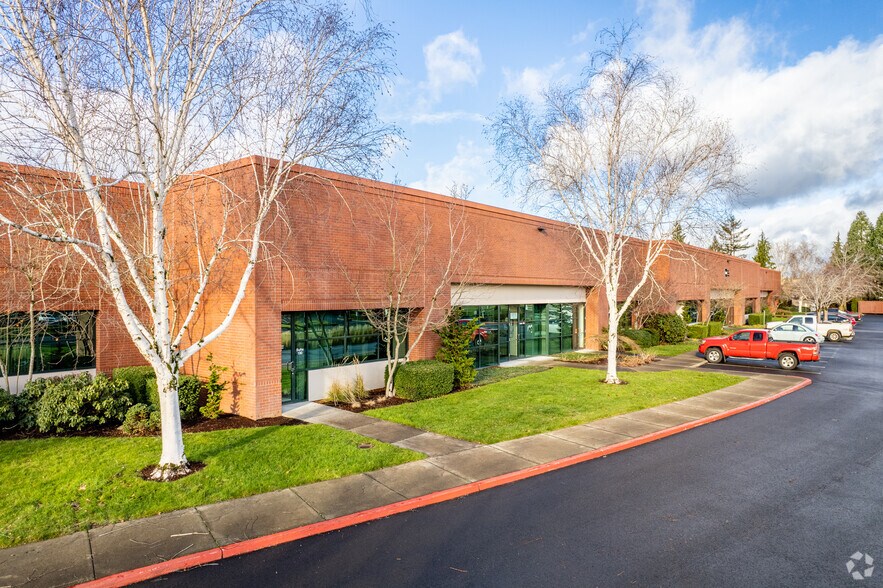 1101 SE Tech Center Dr, Vancouver, WA à louer - Photo de l’immeuble – Image 3 sur 5