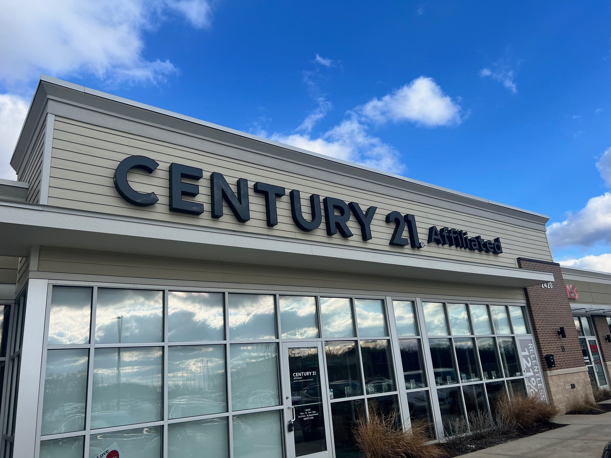 2420 State 138 Rd, Stoughton, WI à louer Photo de l’immeuble– Image 1 sur 8