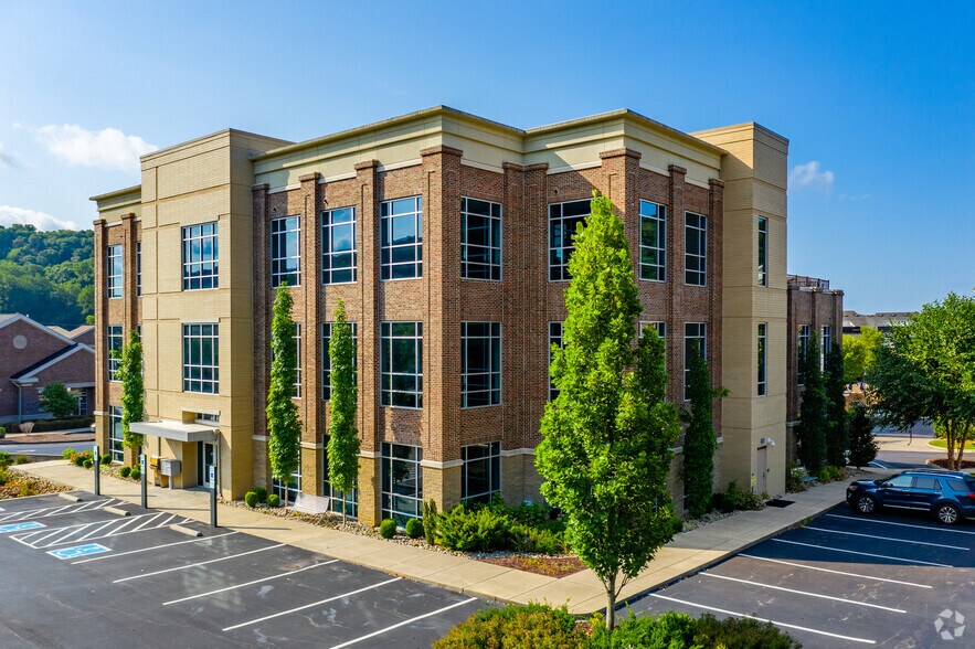 1431 Perrone Way, Franklin, TN à louer - Photo de l’immeuble – Image 2 sur 8