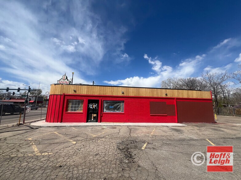 5501 E Colfax Ave, Denver, CO à vendre - Photo de l’immeuble – Image 1 sur 7