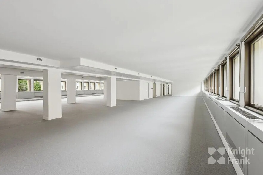 50 Avenue Daumesnil, Paris à louer - Photo de l’immeuble – Image 2 sur 12