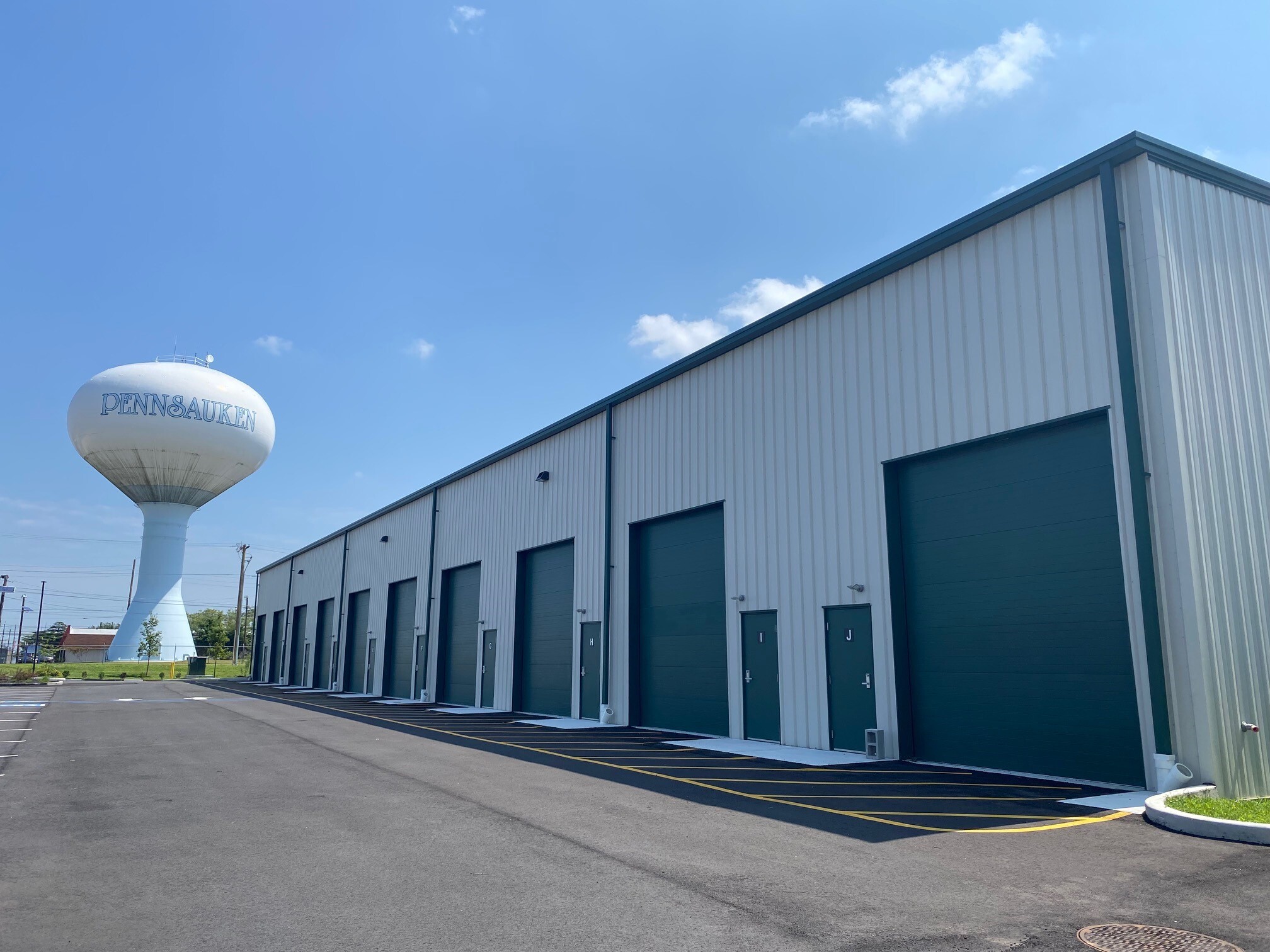 2209 Clement Ave, Pennsauken, NJ à louer Photo de l’immeuble– Image 1 sur 3