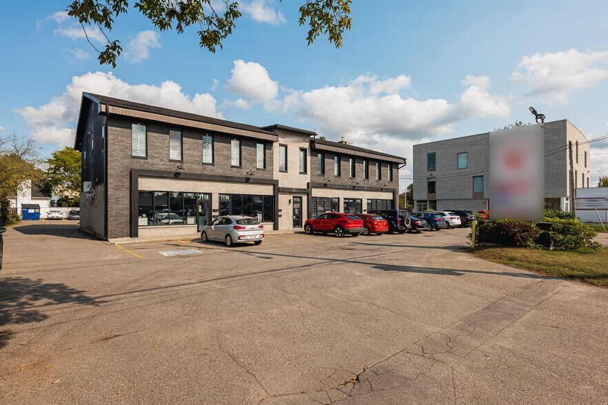 1108-1118 Blvd du Curé-Labelle, Blainville, QC à vendre - Photo de l’immeuble – Image 2 sur 2